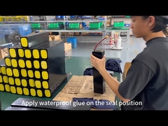 Gebruik waterdichte lijm op de afdichting van de lithiumbatterij
