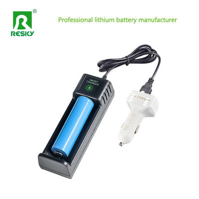 kopen Single Slot oplaadbare batterij oplader 4.2V USB Smart voor Li-ion 18650 batterij online manufacture