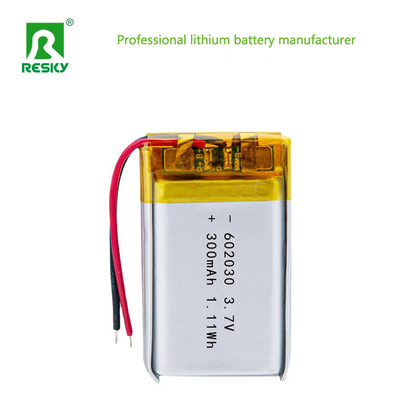 kopen Lithium polymeer batterijcel 602030 3.7V 300mAh Oplaadbare Lipo Li-polymeer batterij voor draagbaar apparaat online vervaardiging