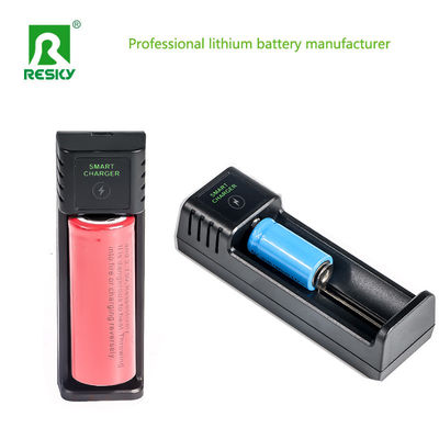 1 slot cilindrische batterijceloplader voor 3.7V 3.6V oplaadbare lithium LiFePO4 18650 26650 21700 batterij