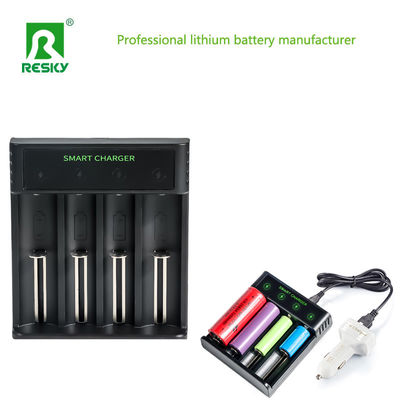 4 glijbanen Oplaadbare Smart Battery Charger voor 4.2V 2A 18650 Li-ion Ni-MH Ni-CD batterij